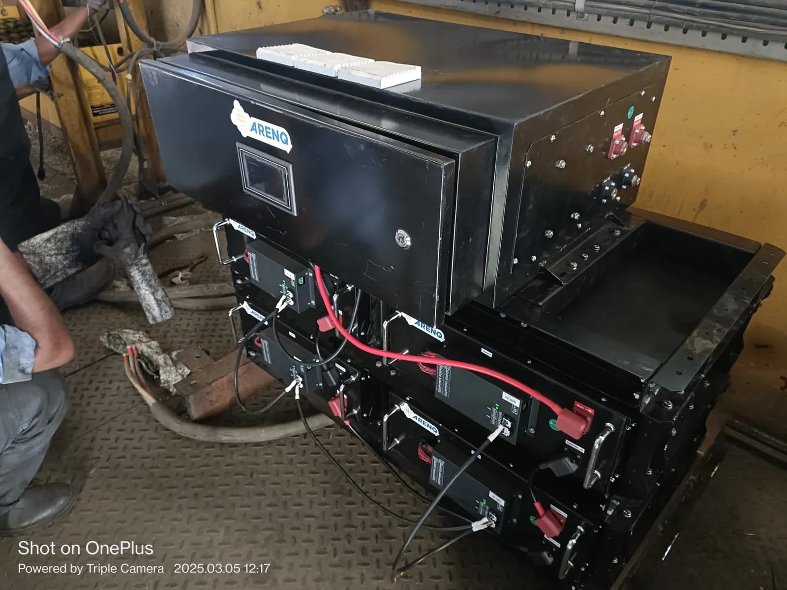Arenq Electromagnetic Crane Battery